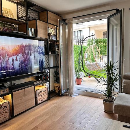 Cosy Summer Stay In Boho Style Apartment - 8 Mins From Paris Center - Garden And Underground Parking Clamart Exterior photo